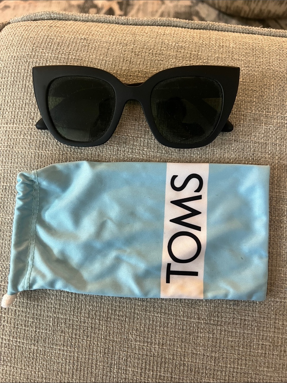 TOMS Sydney Matte Black Sunglasses